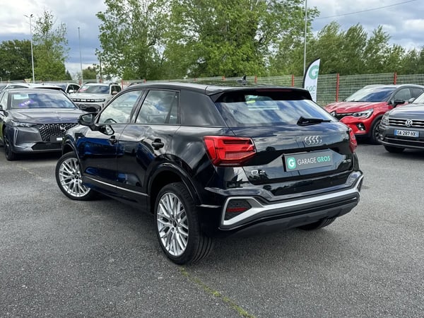 Photo de la voiture AUDI Q2 35 TDI 150 S tronic 7 S LINE
