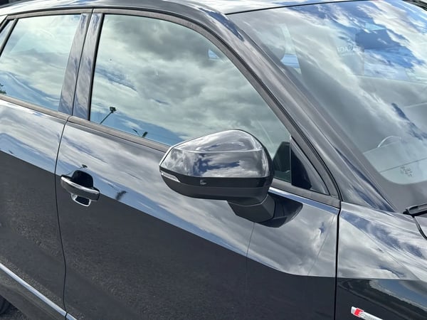 Photo de la voiture AUDI Q2 35 TDI 150 S tronic 7 S LINE
