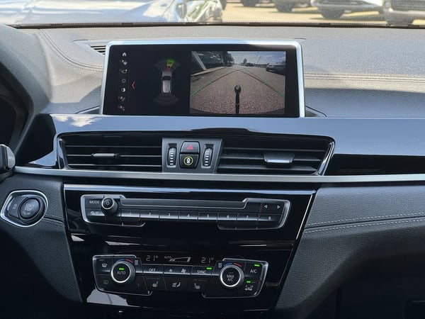 Photo de la voiture BMW X2 F39 sDrive 18i 140 ch DKG7 M Sport