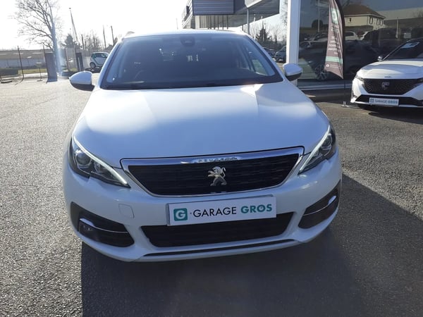 Photo de la voiture PEUGEOT 308 SW PureTech 130ch S&S BVM6 Allure