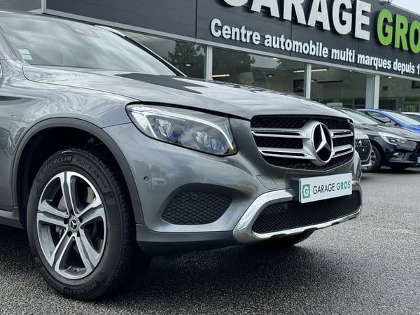 Photo de la voiture MERCEDES GLC Classe GLC 250 d 9G-Tronic 4Matic Executive