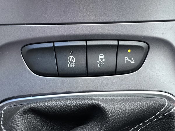 Photo de la voiture OPEL ASTRA SPORTS TOURER 1.5 Diesel 122 ch BVM6 Edition Business