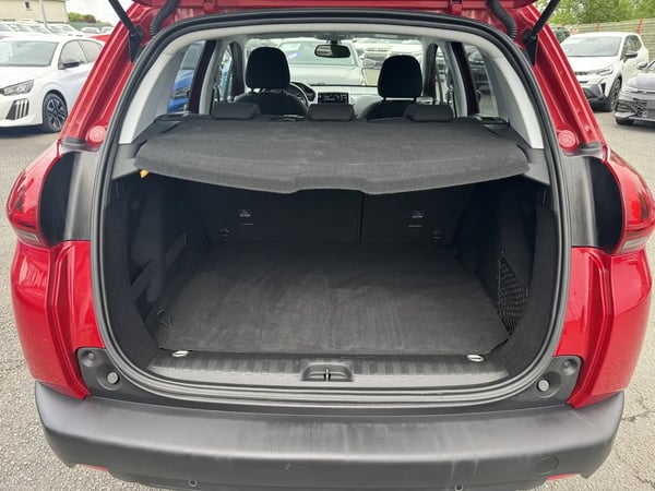 Photo de la voiture PEUGEOT 2008 1.2 PureTech 82ch BVM5 Style