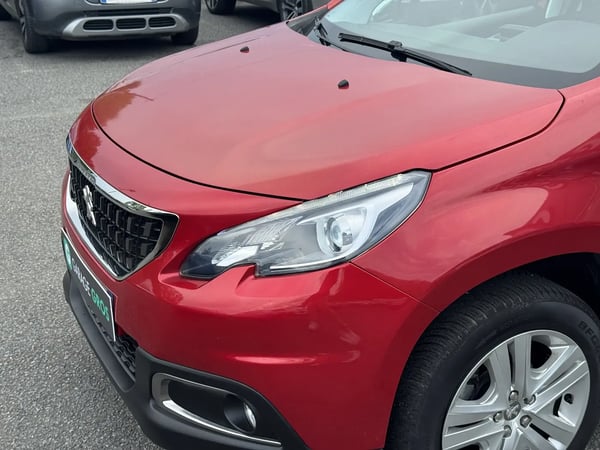 Photo de la voiture PEUGEOT 2008 1.2 PureTech 82ch BVM5 Style