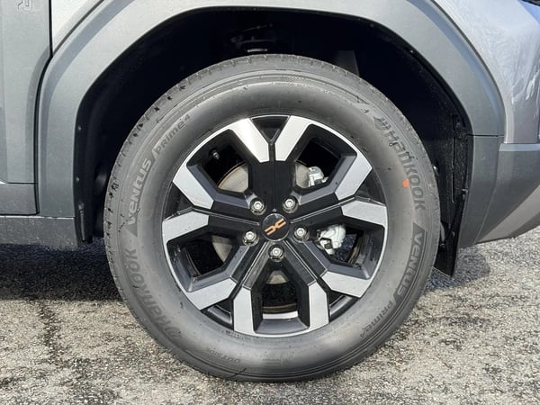 Photo de la voiture DACIA DUSTER TCe 130 4x2 Extreme