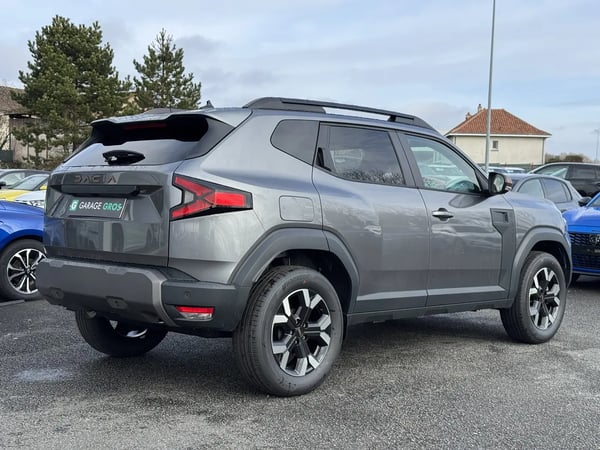 Photo de la voiture DACIA DUSTER TCe 130 4x2 Extreme
