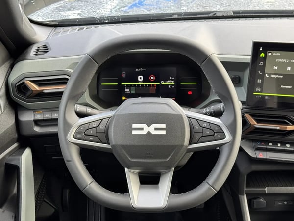 Photo de la voiture DACIA DUSTER TCe 130 4x2 Extreme