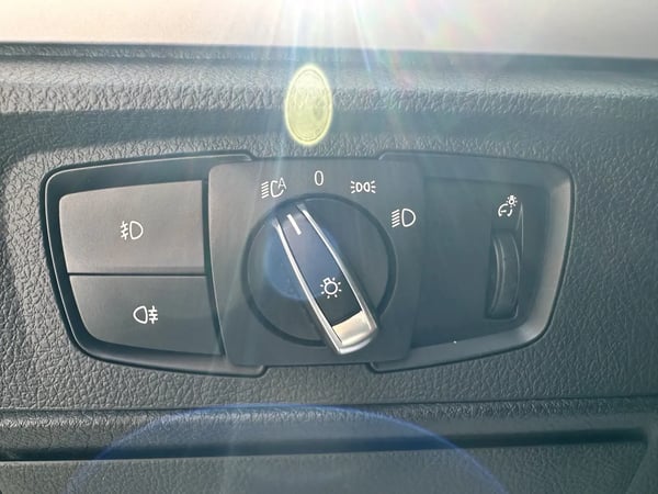 Photo de la voiture BMW SERIE 1 F20 LCI 114d 95 ch Premiere