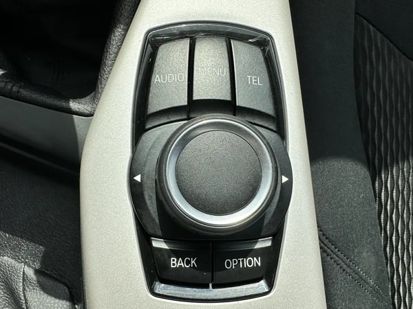 Photo de la voiture BMW SERIE 1 F20 LCI 114d 95 ch Premiere