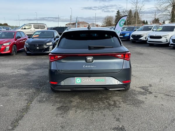 Photo de la voiture SEAT LEON SPORTSTOURER 1.5 eTSI 150 DSG7 EDITION