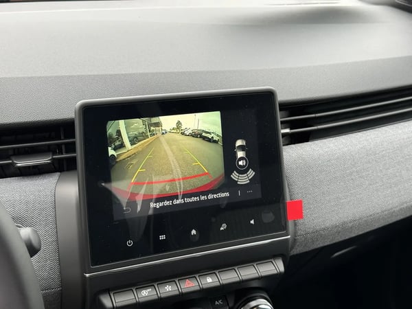 Photo de la voiture RENAULT CLIO V TCe 90 GSR2 Techno