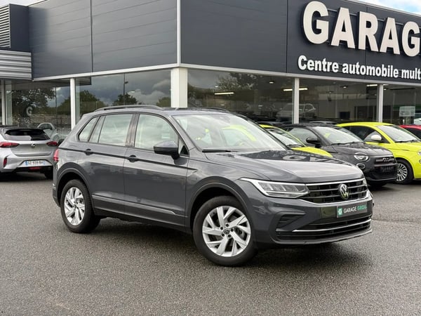 Photo de présentation de la voiture VOLKSWAGEN TIGUAN 1.5 TSI 150ch DSG7 Life Plus