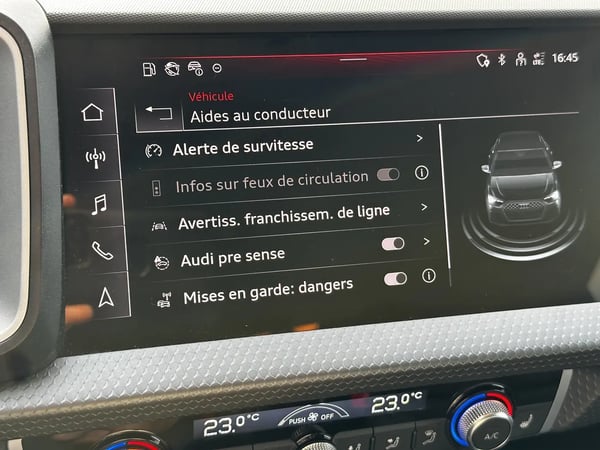 Photo de la voiture AUDI A1 SPORTBACK 25 TFSI 95 ch BVM5 S Line