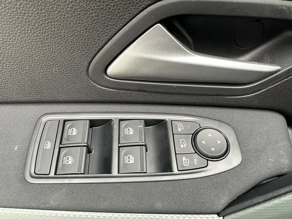 Photo de la voiture DACIA DUSTER TCe 130 4x2 Extreme