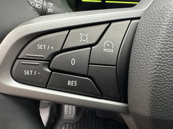 Photo de la voiture DACIA DUSTER TCe 130 4x2 Extreme