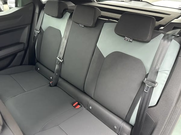 Photo de la voiture DACIA DUSTER TCe 130 4x2 Extreme