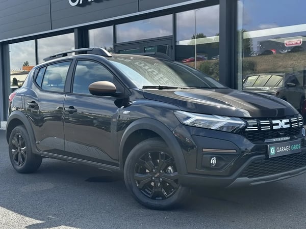 Photo de la voiture DACIA SANDERO TCe 90 CVT GSR2 Stepway Extreme