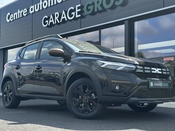 Photo de la voiture DACIA SANDERO TCe 90 CVT GSR2 Stepway Extreme