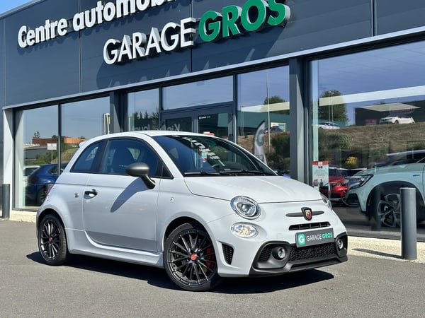 Photo de présentation de la voiture ABARTH 695 SERIE 0 1.4 Turbo 16V T-Jet 180 ch BVM5