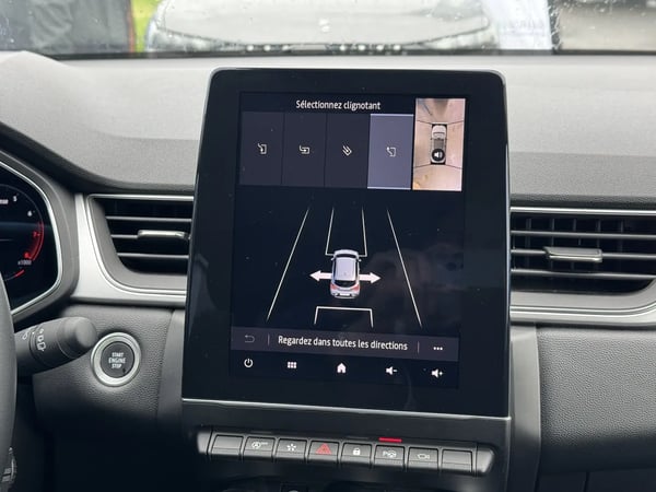 Photo de la voiture RENAULT CAPTUR TCe 90 Techno