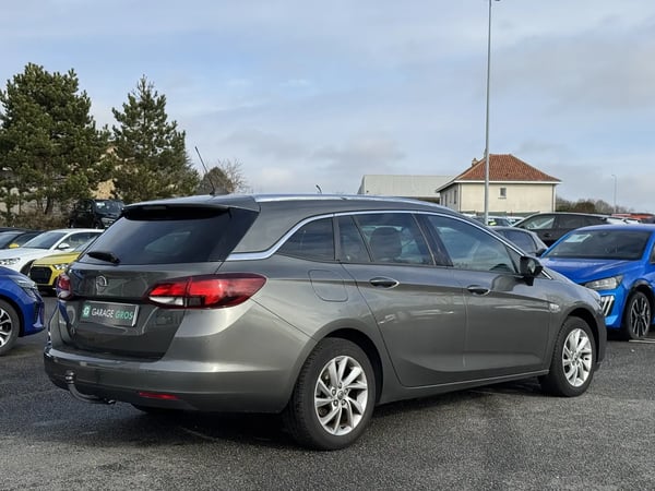 Photo de la voiture OPEL ASTRA SPORTS TOURER 1.2 Turbo 145 ch BVM6 Elégance