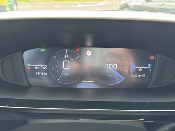 Photo de la voiture PEUGEOT 308 PureTech 130ch S&S EAT8 Allure