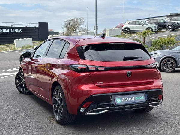 Photo de la voiture PEUGEOT 308 PureTech 130ch S&S EAT8 Allure