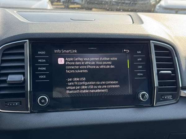 Photo de la voiture SKODA KAROQ 2.0 TDI 116 ch SCR Ambition