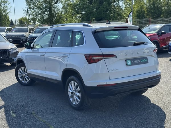 Photo de la voiture SKODA KAROQ 2.0 TDI 116 ch SCR Ambition