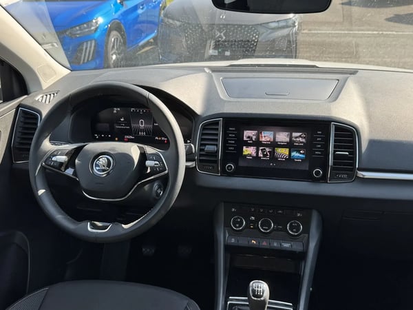 Photo de la voiture SKODA KAROQ 2.0 TDI 116 ch SCR Ambition