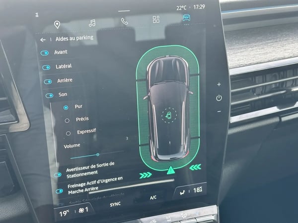 Photo de la voiture RENAULT AUSTRAL mild hybrid 160 auto Techno