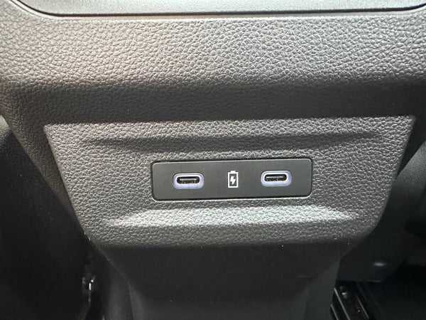 Photo de la voiture RENAULT AUSTRAL mild hybrid 160 auto Techno