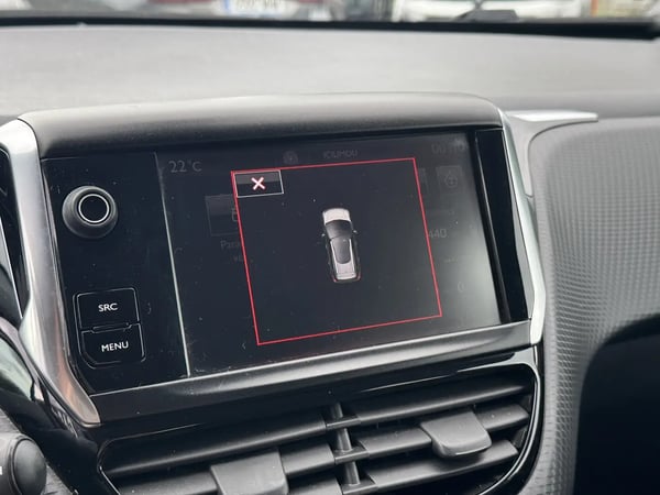 Photo de la voiture PEUGEOT 2008 1.2 PureTech 130ch S&S BVM6 GT Line