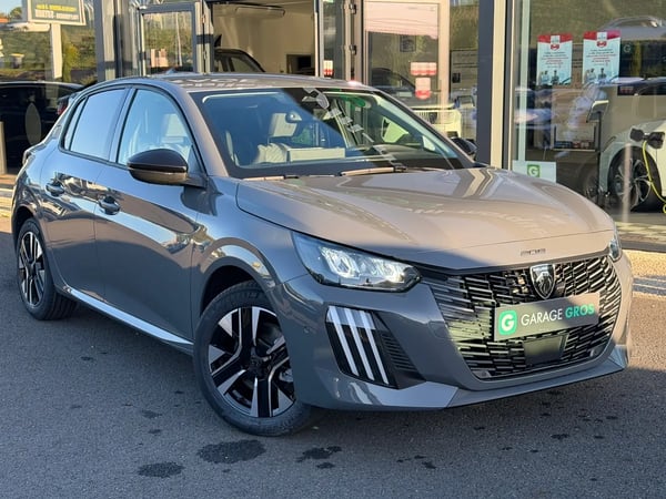 Photo de présentation de la voiture PEUGEOT 208 Hybrid 110 ch e-DCS6 Allure