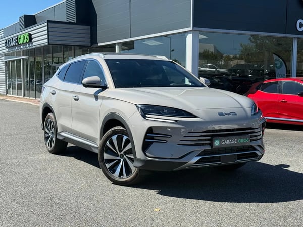 Photo de présentation de la voiture BYD SEAL U 1.5l DM-i 218 ch PHEV Boost