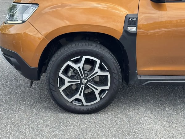 Photo de la voiture DACIA DUSTER Blue dCi 115 4x4 Prestige
