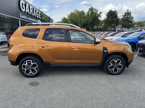 Photo de la voiture DACIA DUSTER Blue dCi 115 4x4 Prestige