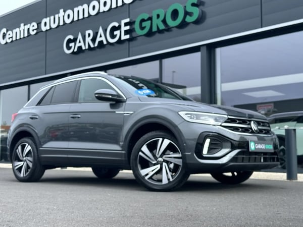 Photo de la voiture VOLKSWAGEN T-ROC 1.5 TSI EVO2 150 Start/Stop DSG7 R-Line