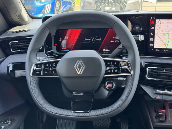 Photo de la voiture RENAULT RENAULT 5 E-TECH ELECTRIQUE 150 ch autonomie confort Techno