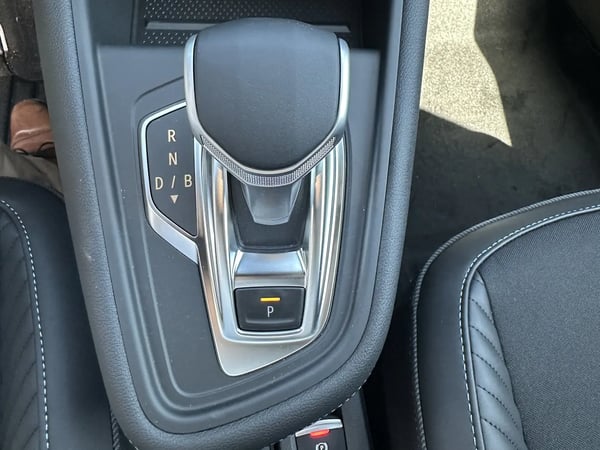 Photo de la voiture RENAULT SYMBIOZ E-Tech full hybrid 145 Esprit Alpine