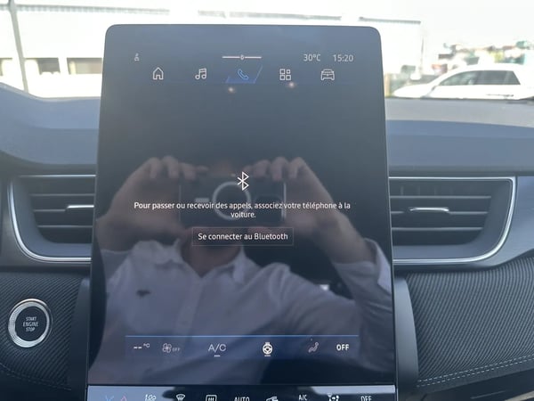 Photo de la voiture RENAULT SYMBIOZ E-Tech full hybrid 145 Esprit Alpine