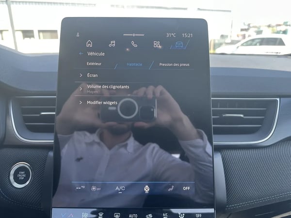 Photo de la voiture RENAULT SYMBIOZ E-Tech full hybrid 145 Esprit Alpine