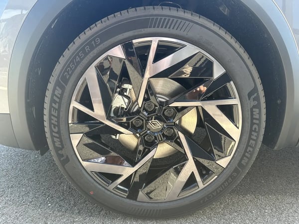 Photo de la voiture RENAULT SYMBIOZ E-Tech full hybrid 145 Esprit Alpine