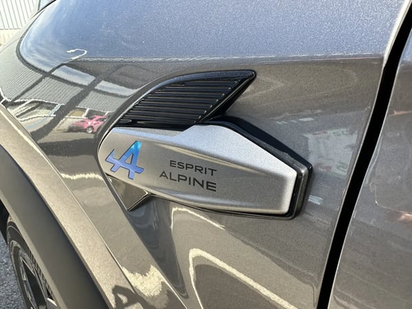 Photo de la voiture RENAULT SYMBIOZ E-Tech full hybrid 145 Esprit Alpine