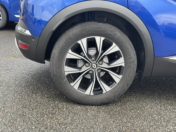 Photo de la voiture RENAULT CAPTUR TCe 90 Techno