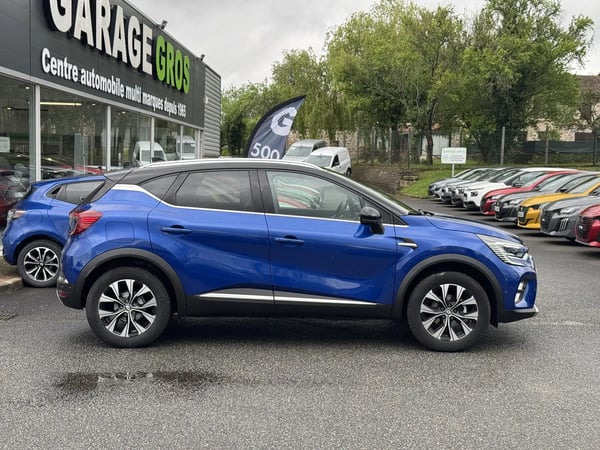 Photo de la voiture RENAULT CAPTUR TCe 90 Techno
