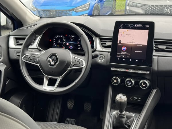 Photo de la voiture RENAULT CAPTUR TCe 90 Techno