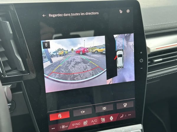 Photo de la voiture RENAULT SCENIC E-TECH 100% ELECTRIQUE electrique 220 ch grande autonomie Techno Iconic