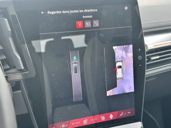 Photo de la voiture RENAULT SCENIC E-TECH 100% ELECTRIQUE electrique 220 ch grande autonomie Techno Iconic