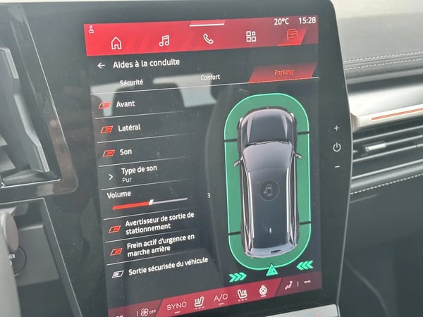 Photo de la voiture RENAULT SCENIC E-TECH 100% ELECTRIQUE electrique 220 ch grande autonomie Techno Iconic